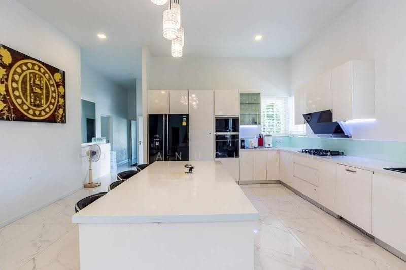 3-BR Villa, prachuap-khiri-khan, Hin Lek Fai, Hua Hin, Prachuap Khiri Khan, 3 Bedrooms, 250 sqm, Single Detached House For Sale, by Boonyanuch Unna, 500611080 - DDproperty.com