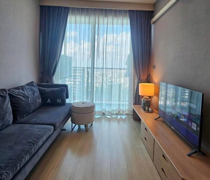 Sky Walk Residences, Bangkok, 1599 Sukhumvit Road, Phra Kanong Nua, Watthana, Bangkok, 1 Bedroom, 50 sqm, Condo For Rent, by Thanyalak Ajmera, 500611131 - DDproperty.com