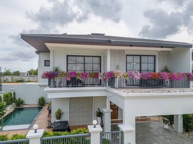 Rungsii Village Pattaya, chon-buri, 91 Soi Tonmamuangsongton 5, Nong Pru, Bang Lamung (Pattaya), Chon Buri (Pattaya), 3 Bedrooms, 305 sqm, Single Detached House For Sale, by Thitiporn Pawikham, 500611135 - DDproperty.com
