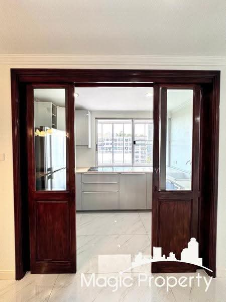 39 Suites, Bangkok, Sukhumvit 39, Khlong Tan Nua, Watthana, Bangkok, 3 Bedrooms, 126 sqm, Condo For Rent, by Magic Property, 500611153 - DDproperty.com