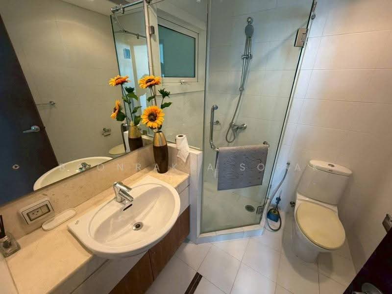 Wilshire Condominium, bangkok, 80 Soi Sukhimvit 22, Khlong Toei, Bangkok, 2 Bedrooms, 145 sqm, Condo For Rent, by Boonraksa Sopak, 500611241 - DDproperty.com