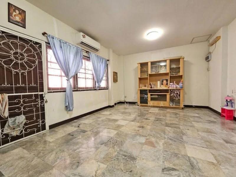ทาวน์โฮมซอยรัชดา 36, bangkok, Chan Kasem, Chatuchak, Bangkok, 4 Bedrooms, 608 sqm, Townhouse For Sale, by Pimlada Lertritrungmanee, 500611296 - DDproperty.com