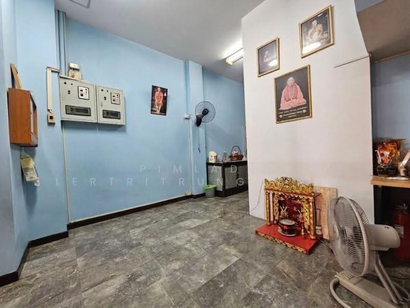 ทาวน์โฮมซอยรัชดา 36, bangkok, Chan Kasem, Chatuchak, Bangkok, 4 Bedrooms, 608 sqm, Townhouse For Sale, by Pimlada Lertritrungmanee, 500611296 - DDproperty.com