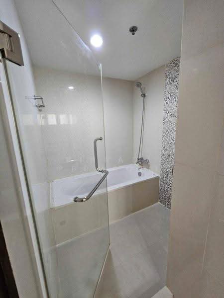 The Rajdamri, Bangkok, Ratchadamri Road, Lumphini, Pathum Wan, Bangkok, 2 Bedrooms, 119 sqm, Condo For Sale, by Rinrada Permpool, 500611303 - DDproperty.com