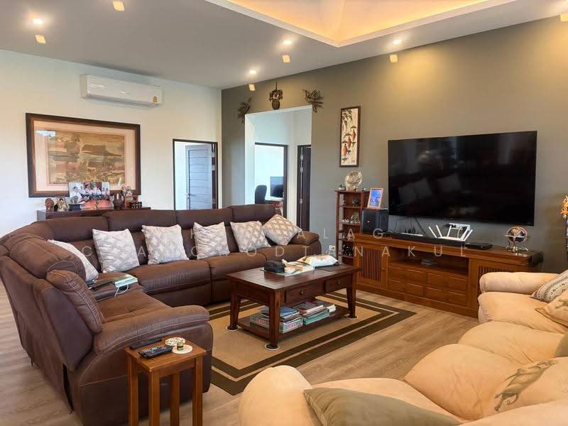 5-BR House, prachuap-khiri-khan, Wang-Pong, Pran Buri, Prachuap Khiri Khan, 5 Bedrooms, 322 sqm, Single Detached House For Sale, by Thanyalag Chanchodtanakul, 500611316 - DDproperty.com