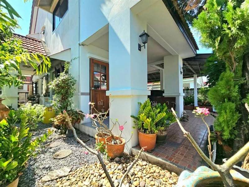 Sarantorn Rangsit Klong 4 : สราญธร รังสิต คลอง 4 , ปทุมธานี, ถนน ไสวประชาราษฎร์, บึงยี่โถ, ธัญบุรี, ปทุมธานี, 150 ตร.ม., บ้านเดี่ยว ขาย, โดย คุณ ณัจภสิญาค์ ศุภควัษฐ์กาญกุล (ณิชชา), 500611340 - DDproperty.com