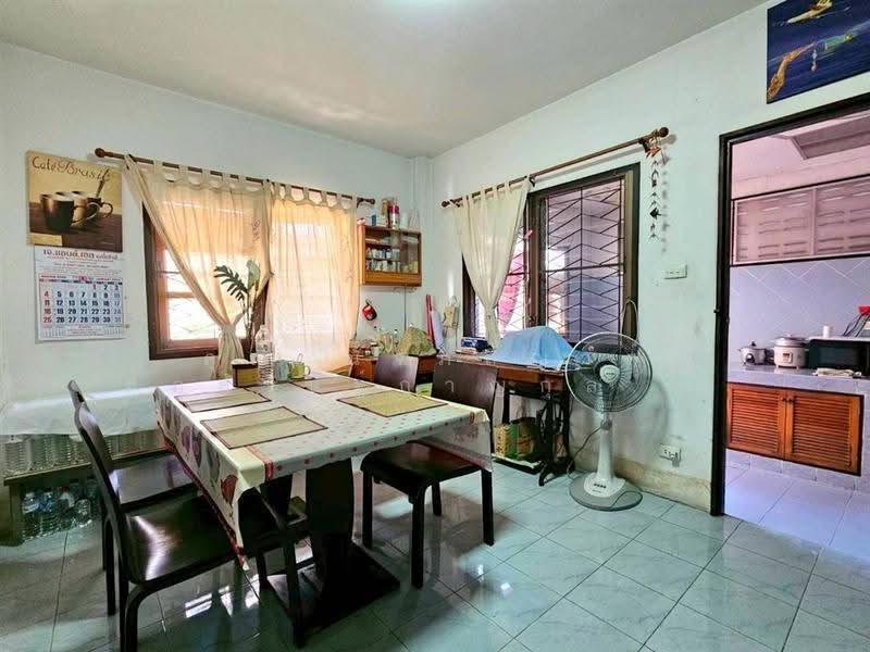 Sarantorn Rangsit Klong 4, Pathum Thani, Sawai Pracharat Road, Bang Yitho, Thanyaburi, Pathum Thani, 4 Bedrooms, 150 sqm, Single Detached House For Sale, by คุณ ณัจภสิญาค์ ศุภควัษฐ์กาญกุล (ณิชชา), 500611340 - DDproperty.com
