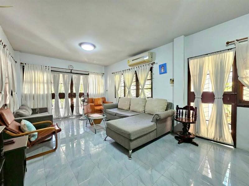 Sarantorn Rangsit Klong 4, Pathum Thani, Sawai Pracharat Road, Bang Yitho, Thanyaburi, Pathum Thani, 4 Bedrooms, 150 sqm, Single Detached House For Sale, by คุณ ณัจภสิญาค์ ศุภควัษฐ์กาญกุล (ณิชชา), 500611340 - DDproperty.com