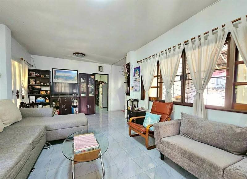 Sarantorn Rangsit Klong 4 : สราญธร รังสิต คลอง 4 , ปทุมธานี, ถนน ไสวประชาราษฎร์, บึงยี่โถ, ธัญบุรี, ปทุมธานี, 150 ตร.ม., บ้านเดี่ยว ขาย, โดย คุณ ณัจภสิญาค์ ศุภควัษฐ์กาญกุล (ณิชชา), 500611340 - DDproperty.com