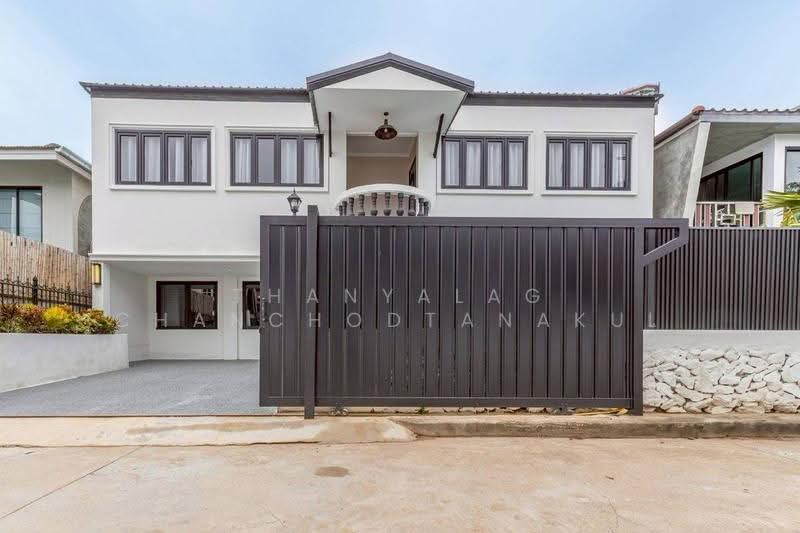 5-BR Villa, Chon Buri (Pattaya), Nong Pru, Bang Lamung (Pattaya), Chon Buri (Pattaya), 5 Bedrooms, 210 sqm, Villa For Sale, by Thanyalag Chanchodtanakul, 500611443 - DDproperty.com