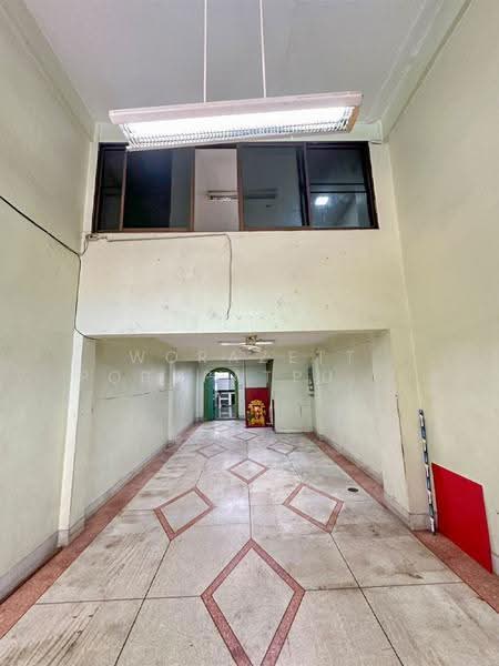FOR SALE! 4.5-STOREY TOWNHOUSE Prachautit 59, bangkok, ประชาอุทิศ 59, Bangmot, Thung Khru, Bangkok, 4 Bedrooms, 300 sqm, Townhouse For Sale, by Worazett pornpatpulkasaim, 500611489 - DDproperty.com