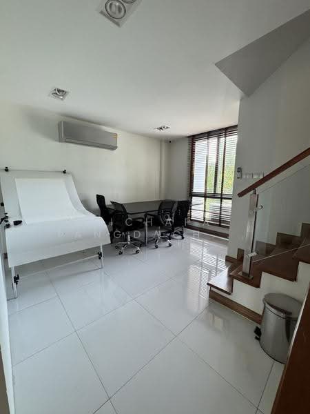 เจดับบลิว เออร์เบิน โฮมออฟฟิศ, Bangkok, Si Khan, Don Mueang, Bangkok, , 240 sqm, Office Space For Sale, by Nichapa Tangdachsumrit, 500611538 - DDproperty.com
