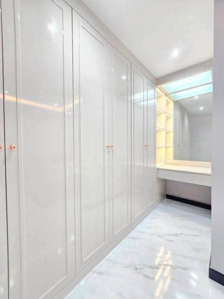 EDGE Central Pattaya, chon-buri, Pattaya Sai Song, Bang Lamung, Bang Lamung (Pattaya), Chon Buri (Pattaya), 4 Bedrooms, 320 sqm, Condo For Sale, by Thanyalag Chanchodtanakul, 500611564 - DDproperty.com