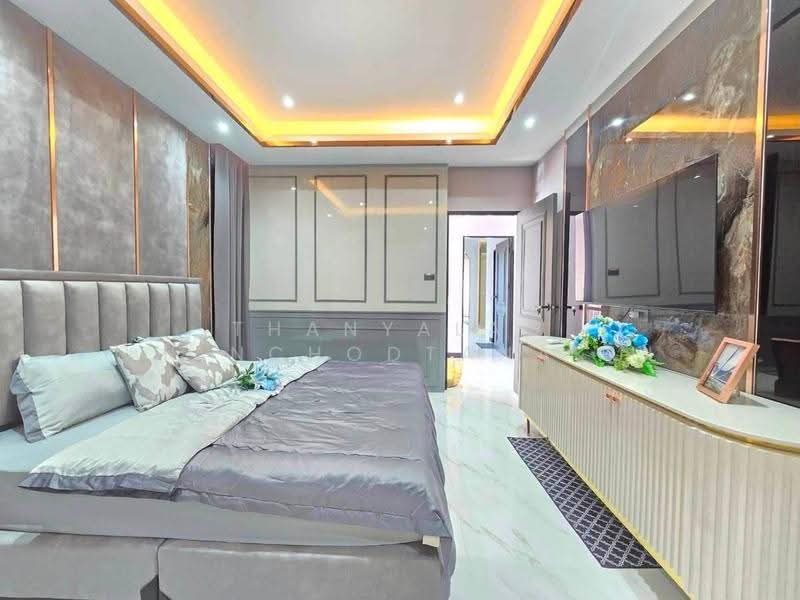 EDGE Central Pattaya, chon-buri, Pattaya Sai Song, Bang Lamung, Bang Lamung (Pattaya), Chon Buri (Pattaya), 4 Bedrooms, 320 sqm, Condo For Sale, by Thanyalag Chanchodtanakul, 500611564 - DDproperty.com