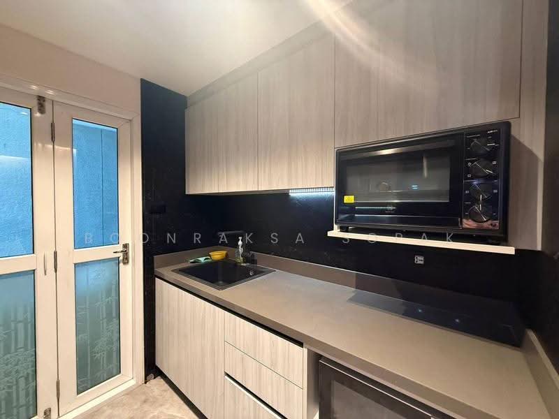 Baan Siriruedee, Bangkok, Ploenchit, Lumphini, Pathum Wan, Bangkok, 2 Bedrooms, 81 sqm, Condo For Rent, by Boonraksa Sopak, 500611704 - DDproperty.com