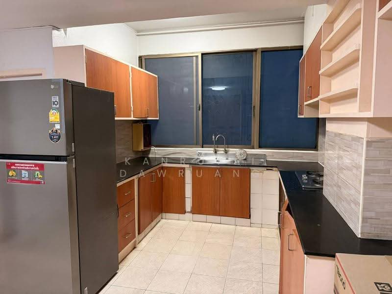 Regency Court condominium, bangkok, 1 Khlong Toei District, Khlong Toei District, Bangkok, Khlong Toei, Bangkok, 4 Bedrooms, 360 sqm, Condo For Rent, by Kanrutai Dawruang, 500611714 - DDproperty.com