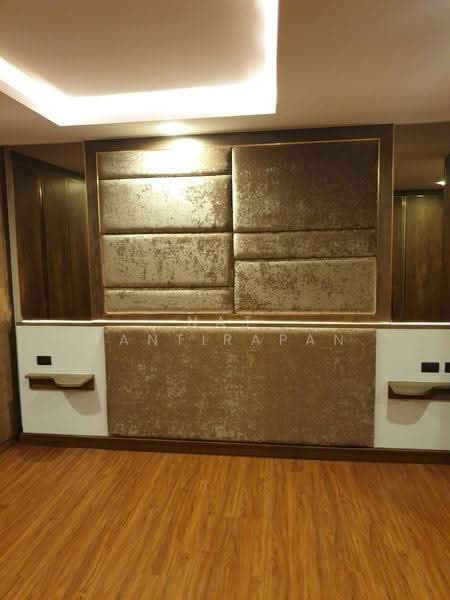 President Park Sukhumvit 24, Bangkok, 99 Sukhumvit 24 Alley, Khlongtoei Nua, Watthana, Bangkok, 3 Bedrooms, 223 sqm, Condo For Rent, by Nat Tantirapan, 500611732 - DDproperty.com