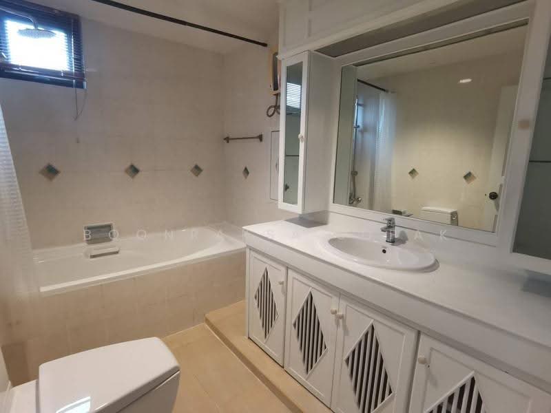 Charan Tower Residences by Aspira, Bangkok, 19 Soi Sukhumvit 43, Khlong Tan Nua, Watthana, Bangkok, 4 Bedrooms, 320 sqm, Apartment For Rent, by Boonraksa Sopak, 500611945 - DDproperty.com