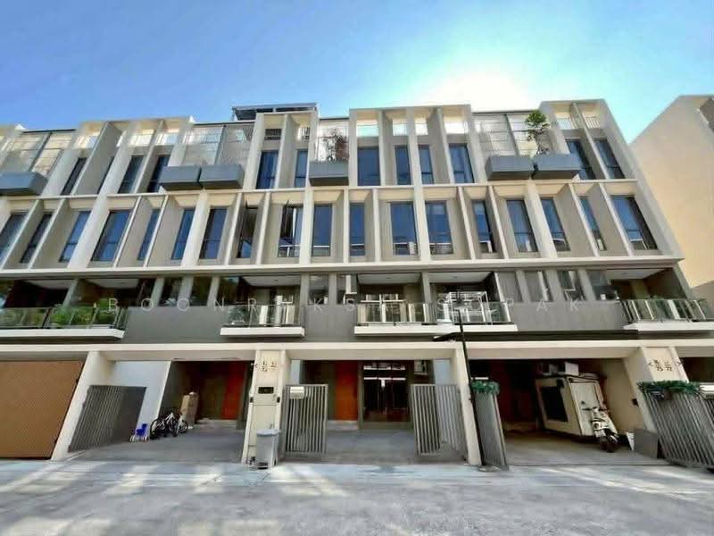 Ther Ladprao 93, bangkok, Lat Phrao Road, Khlong Chaokhun Sing, Wang Thonglang, Bangkok, 3 Bedrooms, 220 sqm, Single Detached House For Rent, by Boonraksa Sopak, 500611994 - DDproperty.com