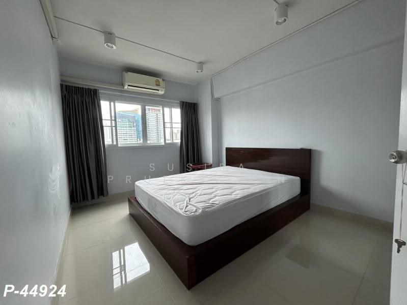 Thonglor Tower, bangkok, Soi Thonglor, Sukhumvit 55 Road, Khlongtoei Nua, Watthana, Bangkok, 2 Bedrooms, 49 sqm, Condo For Rent, by Susira Prueksawun, 500612103 - DDproperty.com