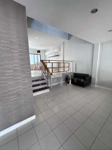 Baan Klang Muang Ratchada-Mengjai 1, bangkok, 522 50-151 Saha Kan Pramun Alley, Wang Thonglang, Bangkok, 3 Bedrooms, 160 sqm, Townhouse For Rent, by Boonraksa Sopak, 500612162 - DDproperty.com