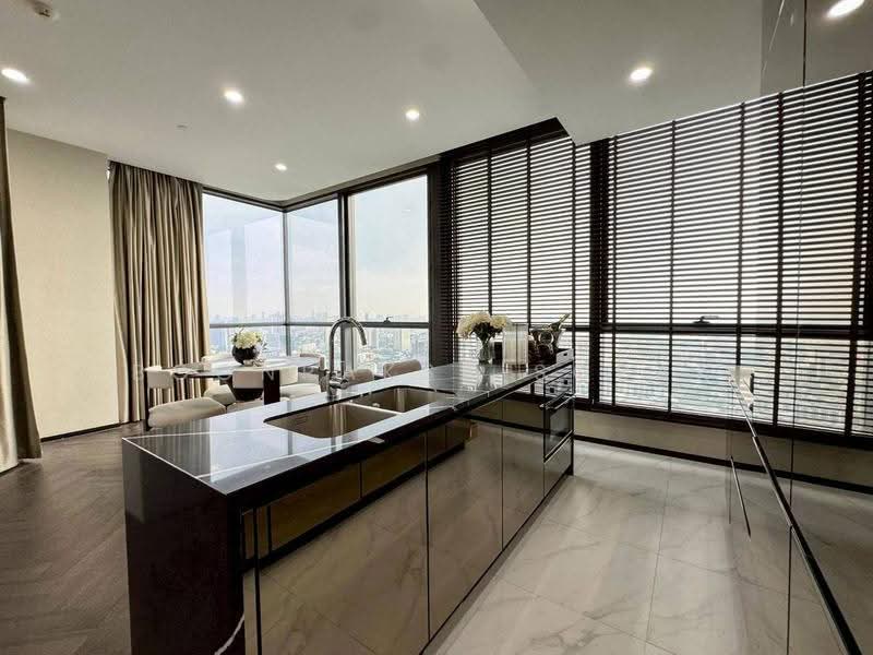 The Esse Sukhumvit 36, Bangkok, Soi Sukhumvit 36, Sukhumvit Road, Phra Kanong, Khlong Toei, Bangkok, 3 Bedrooms, 117 sqm, Condo For Rent, by Boonraksa Sopak, 500612170 - DDproperty.com