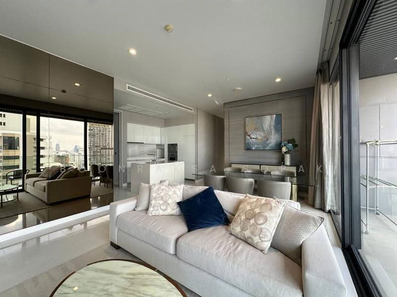 Vittorio 39, Bangkok, 8 Sukhumvit, Khlong Tan Nua, Watthana, Bangkok, 2 Bedrooms, 127 sqm, Condo For Rent, by Boonraksa Sopak, 500612201 - DDproperty.com
