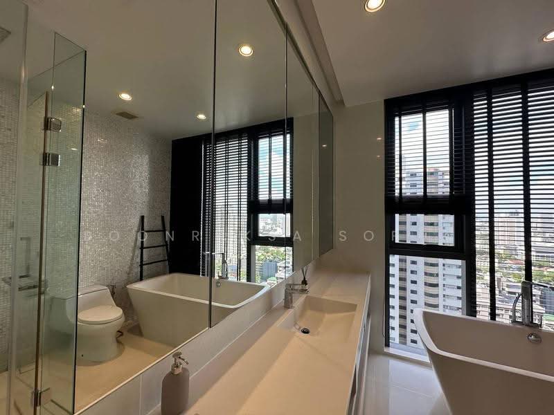 Vittorio 39, Bangkok, 8 Sukhumvit, Khlong Tan Nua, Watthana, Bangkok, 2 Bedrooms, 127 sqm, Condo For Rent, by Boonraksa Sopak, 500612201 - DDproperty.com
