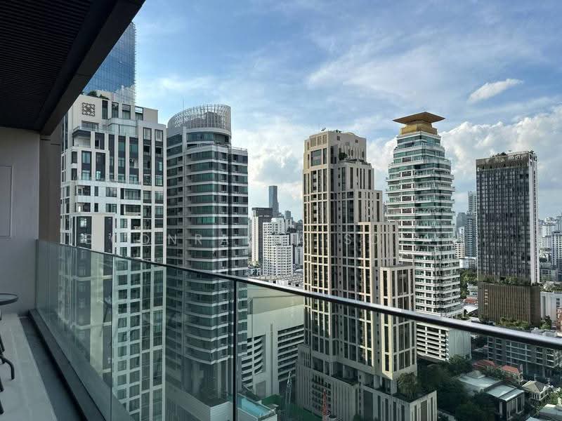 Vittorio 39, Bangkok, 8 Sukhumvit, Khlong Tan Nua, Watthana, Bangkok, 2 Bedrooms, 127 sqm, Condo For Rent, by Boonraksa Sopak, 500612201 - DDproperty.com