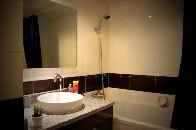 Serene Place Sukhumvit 24, Bangkok, 9 Soi Sukhumvit 24, Sukhumvit Road, Khong Tan, Khlong Toei, Bangkok, 2 Bedrooms, 86 sqm, Condo For Rent, by Boonraksa Sopak, 500612249 - DDproperty.com