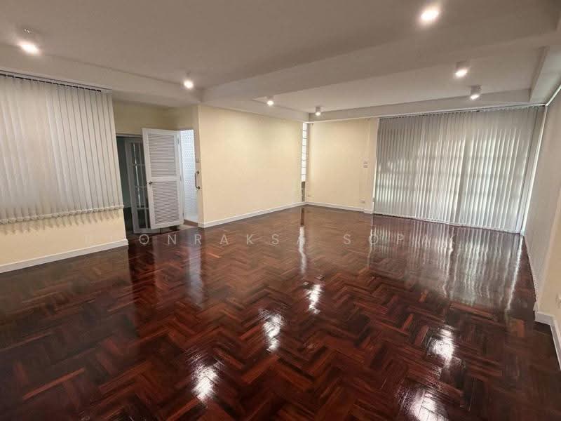 5-BR House, bangkok, Lat Yao, Chatuchak, Bangkok, 5 Bedrooms, 550 sqm, Single Detached House For Rent, by Boonraksa Sopak, 500612355 - DDproperty.com