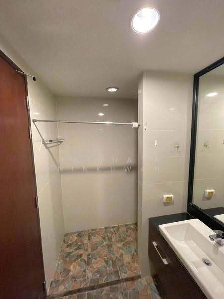 The Line Phahonyothin Park, Bangkok, 1090 Phahonyothin Road, Jom Phon, Chatuchak, Bangkok, 1 Bedroom, 38 sqm, Condo For Sale, by Natthaya Ninkhwan, 500612419 - DDproperty.com