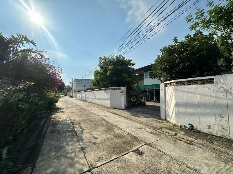 บ้านเดี่ยว 2 ชั้น 99 ตรว. ซอยอินทามระ 32 ซอยรัชดาภิเษก17 ใกล้ MRT สุทธิสาร เพียง 950 เมตร ถ.สุทธิสาร, กรุงเทพ, ห้วยขวาง, กรุงเทพ, 220 ตร.ม., บ้านเดี่ยว ขาย, โดย Khun Korn, 500612621 - DDproperty.com