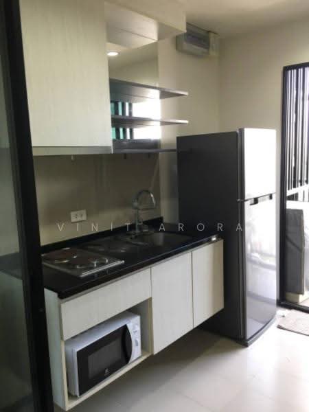 The Base Park East Sukhumvit 77, Bangkok, 99 Soi Pridi Banomyong 2, Phra Kanong Nua, Watthana, Bangkok, 1 Bedroom, 31 sqm, Condo For Sale, by Vinit Arora, 500612646 - DDproperty.com