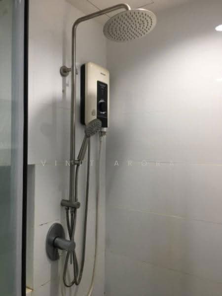 The Base Park East Sukhumvit 77, Bangkok, 99 Soi Pridi Banomyong 2, Phra Kanong Nua, Watthana, Bangkok, 1 Bedroom, 31 sqm, Condo For Sale, by Vinit Arora, 500612646 - DDproperty.com