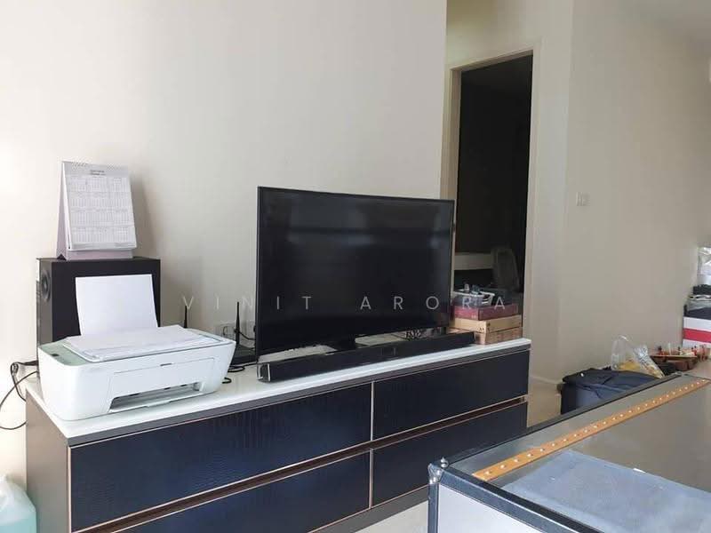 Quinn Ratchada 17, Bangkok, 454 456 Soi Inthara Mari 45, Din Daeng, Bangkok, 2 Bedrooms, 65 sqm, Condo For Sale, by Vinit Arora, 500612669 - DDproperty.com