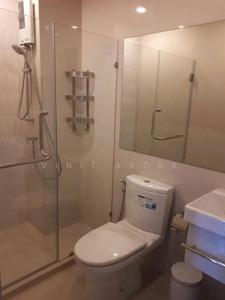 Life Asoke, Bangkok, Asoke-Dindang Road, Bang Kapi, Huai Khwang, Bangkok, 1 Bedroom, 30 sqm, Condo For Rent, by Vinit Arora, 500612670 - DDproperty.com