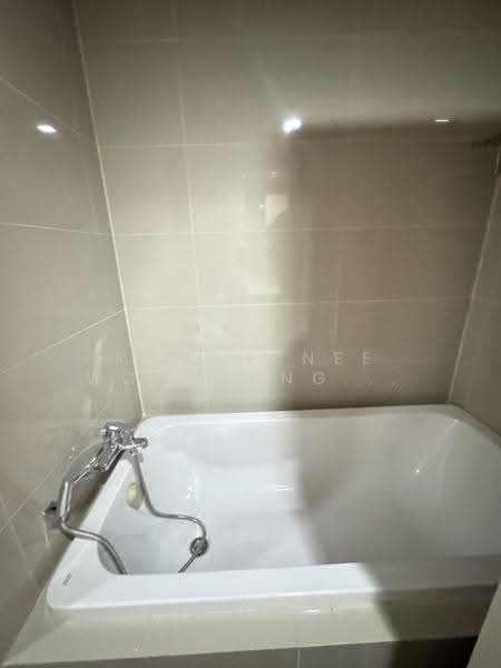 Maestro 39, Bangkok, Sukhumvit Road, Khlong Tan Nua, Watthana, Bangkok, 2 Bedrooms, 50 sqm, Condo For Rent, by Ratchanee Wongpongtham, 500612791 - DDproperty.com