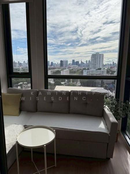 The Issara Sathorn, Bangkok, ถนนจันทน์, Thung Maha Mek, Sathon, Bangkok, 1 Bedroom, 37 sqm, Condo For Rent, by Kawinthip Wisesdenchai, 500612814 - DDproperty.com
