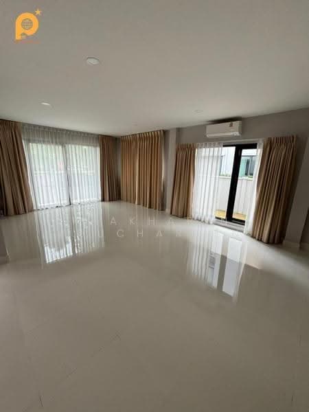 CENTRO Donmueang-Chaengwattana, Pathum Thani, Ban Mai, Muang Pathum Thani, Pathum Thani, 4 Bedrooms, 209 sqm, Single Detached House For Rent, by Phakharin Phucharoen, 500612867 - DDproperty.com