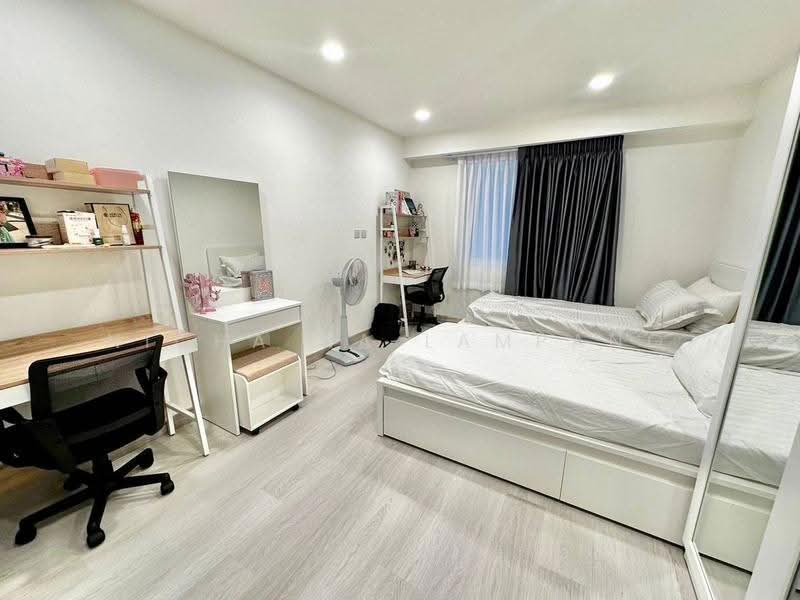 Royal Castle Sukhumvit, Bangkok, 30 Soi Sukhumvit 39, Khlongtoei Nua, Watthana, Bangkok, 3 Bedrooms, 164 sqm, Condo For Sale, by Nicha Na Lampang, 500612872 - DDproperty.com