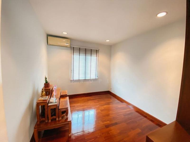 Ratchaphruek Chaloem Phra Kiat Rama 9, Bangkok, Dok Mai, Prawet, Bangkok, 3 Bedrooms, 220 sqm, Single Detached House For Sale, by PP Property, 500612885 - DDproperty.com