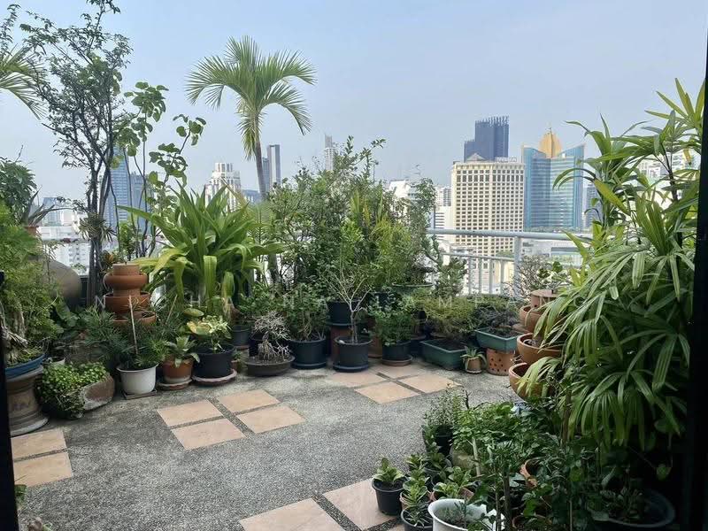 Lake Green, Bangkok, 199 Sukhumvit Soi 8, Khlong Toei, Bangkok, 5 Bedrooms, 484 sqm, Condo For Sale, by Nicha Na Lampang, 500612914 - DDproperty.com