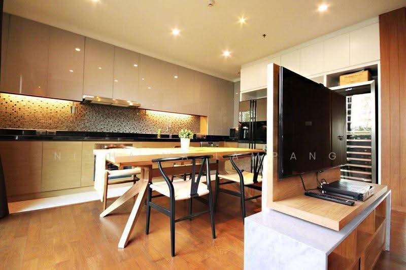 Noble Remix, Bangkok, 772 Soi Sukhumvit 36, Sukhumvit Road, Khong Tan, Khlong Toei, Bangkok, 3 Bedrooms, 150 sqm, Condo For Sale, by Nicha Na Lampang, 500612917 - DDproperty.com