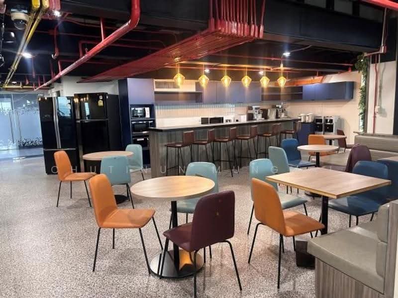 Office with Free Mezzanine For Rent at CRC Tower, All Seasons Place | 1,680 sq.m., กรุงเทพ, 87 Wireless Rd, ลุมพินี, ปทุมวัน, กรุงเทพ, 1,680 ตร.ม., สำนักงาน ให้เช่า, โดย Chutinun Mungmai, 500612932 - DDproperty.com