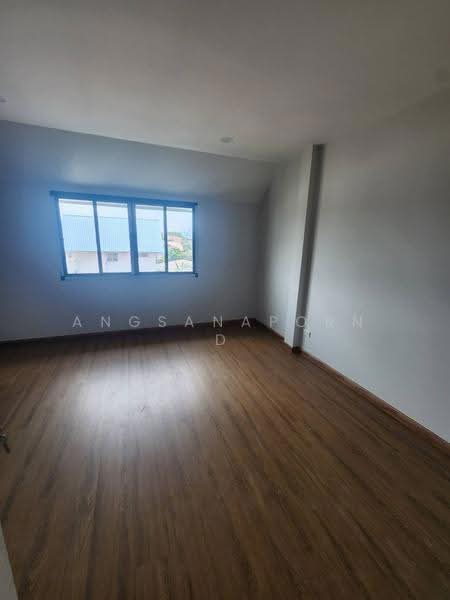 บ้านเดี่ยว 3 ชั้น นวมินทร์ 81, Bangkok, Nawamin, Bueng Kum, Bangkok, 4 Bedrooms, 278 sqm, Single Detached House For Sale, by Angsanaporn D, 500612936 - DDproperty.com