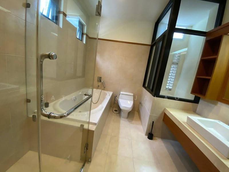 undefined, Bangkok, Khlong Tan Nua, Watthana, Bangkok, 4 Bedrooms, 480 sqm, Single Detached House For Rent, by Sataporn Jalao, 500613130 - DDproperty.com