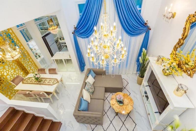 Crystal Ville, Bangkok, Pradit Manutham, Lat Phrao, Bangkok, 4 Bedrooms, 260 sqm, Semi-Detached House (Twin House) For Rent, by Connex Property, 500613140 - DDproperty.com