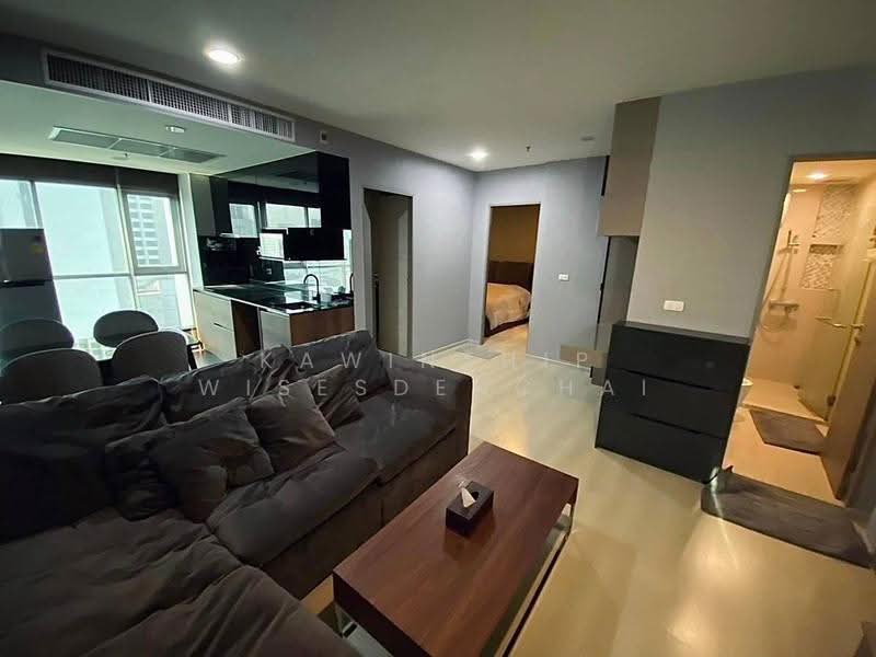 Life Ratchadapisek, Bangkok, 279 Ratchadapisaek Road, Huai Khwang, Bangkok, 2 Bedrooms, 66 sqm, Condo For Sale, by Kawinthip Wisesdenchai, 500613165 - DDproperty.com