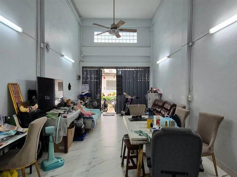 ดีเค พระราม 2 (DK Village Rama 2), กรุงเทพ, ถนนพระยามนธาตุราชศรีพิจิตร, บางบอน, กรุงเทพ, 200 ตร.ม., ตึกแถว-อาคารพาณิชย์ ขาย, โดย คุณ ณัฐสิน ตรีเพ็ชร (คิริน), 500613217 - DDproperty.com